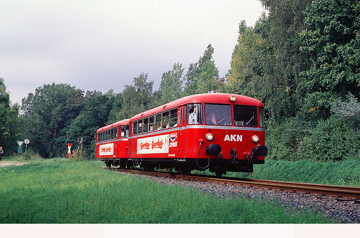 Der Doornkaat Express der AKN - Die Uerdinger Schienenbusse