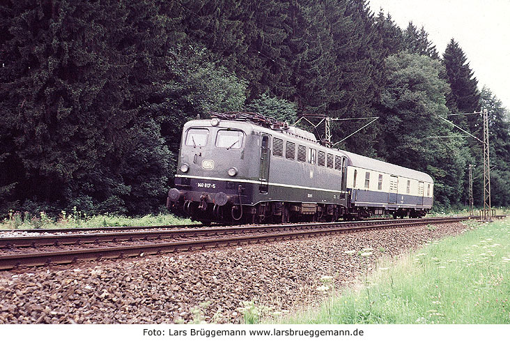 Eine Lok der Baureihe 140 in Bayern