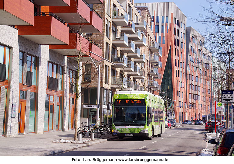Hochbahn Brennstoffzellenbus in der Hafencity - Buslinie 111