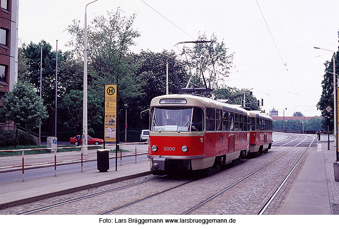 Straßenbahn Dresden - Haltestelle Rosa-Luxemburg-Platz