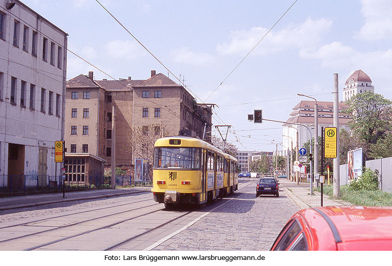Die Straßenbahn in Dresden - Haltestelle Friedrichstadt Vorwerkstraße