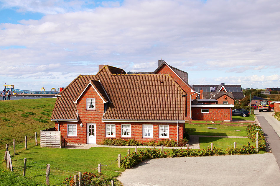 Ein Haus hinterm Deich in Dagebüll an der Nordsee