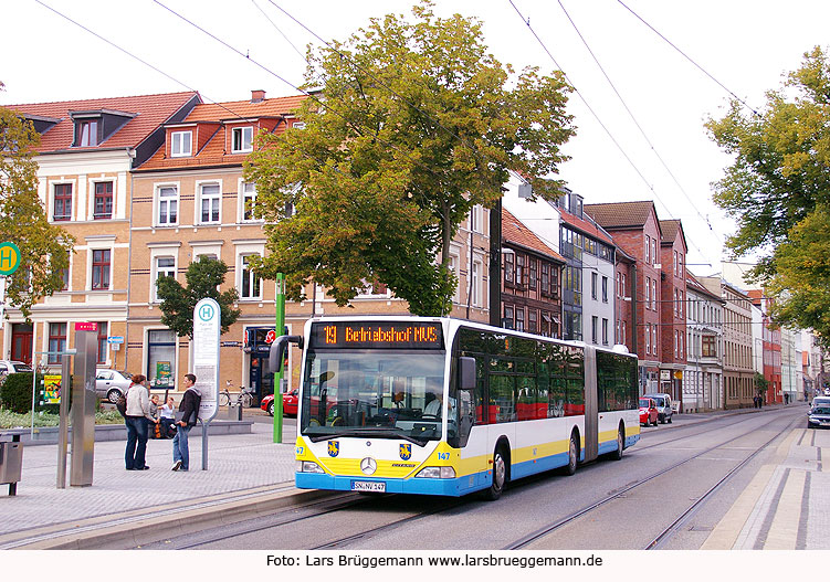NVS Bus in Schwerin am Platz der Jugend