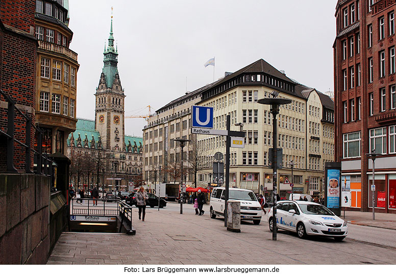 U-Bahn Haltestelle Rathaus in Hamburg
