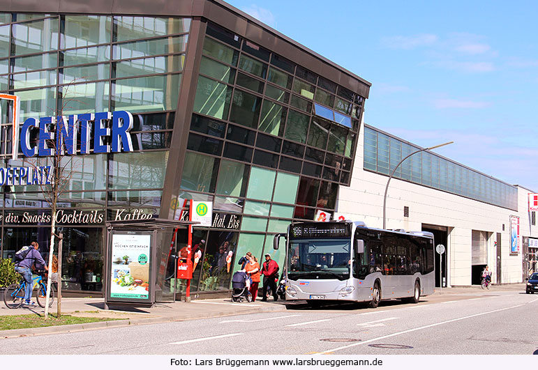 Die Haltestelle Eckhoffplatz der Buslinie 186 in Hamburg