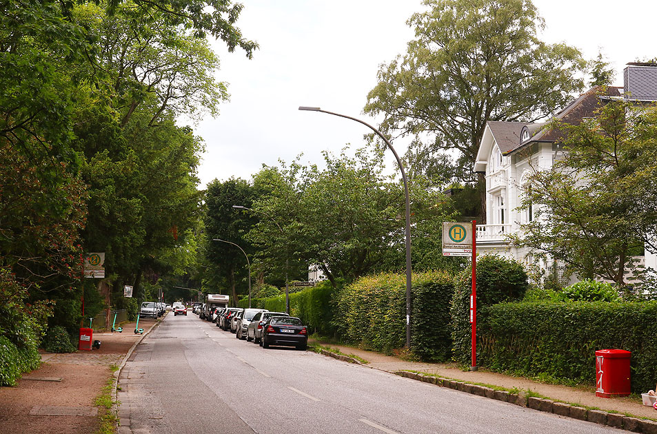 Die Haltestelle Domizil am Hirschpark der Buslinie 286 in Blickrichtung Mühlenberg