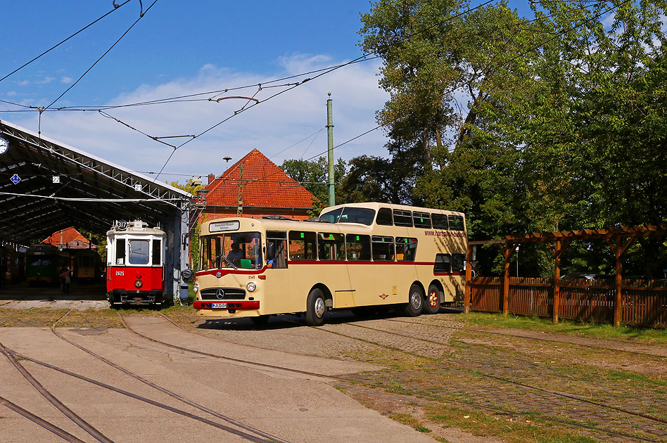Ein Hartmann Bus im Stra&szlig;enbahnmuseum Wehmingen bei Hannover