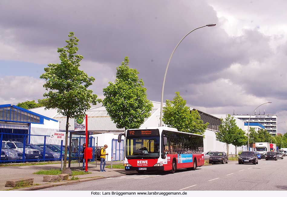 Buslinie 112 in Hamburg - Jasper Bus an der Haltestelle Luisenweg