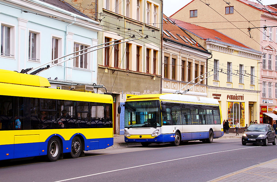 Der Obus in Teplice / Teplitz in Böhmen - Benesovo Namesti - Schulplatz - Skoda 24Tr Irisbus