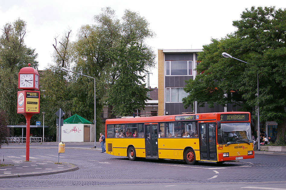 SVHi Stadtbus am ZOB in Hildesheim