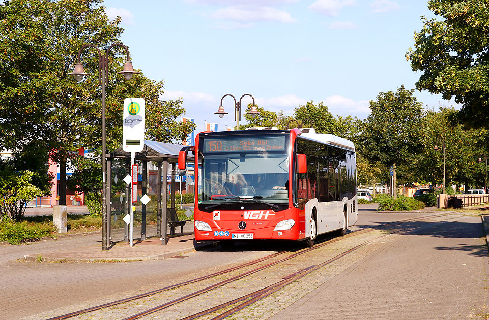 Ein VGH Bus am Bahnhof Bruchhausen-Vilsen