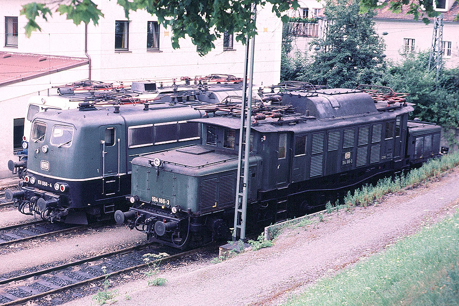 DB Baureihe 194 und 151 in Passau