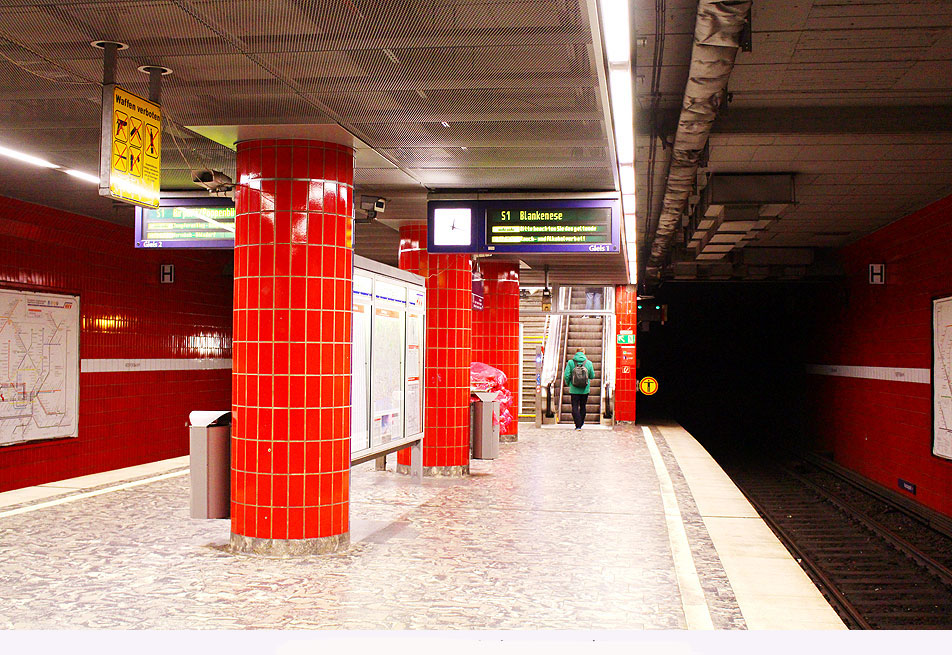 Der Bahnhof Reeperbahn der S-Bahn in Hamburg auf St. Pauli