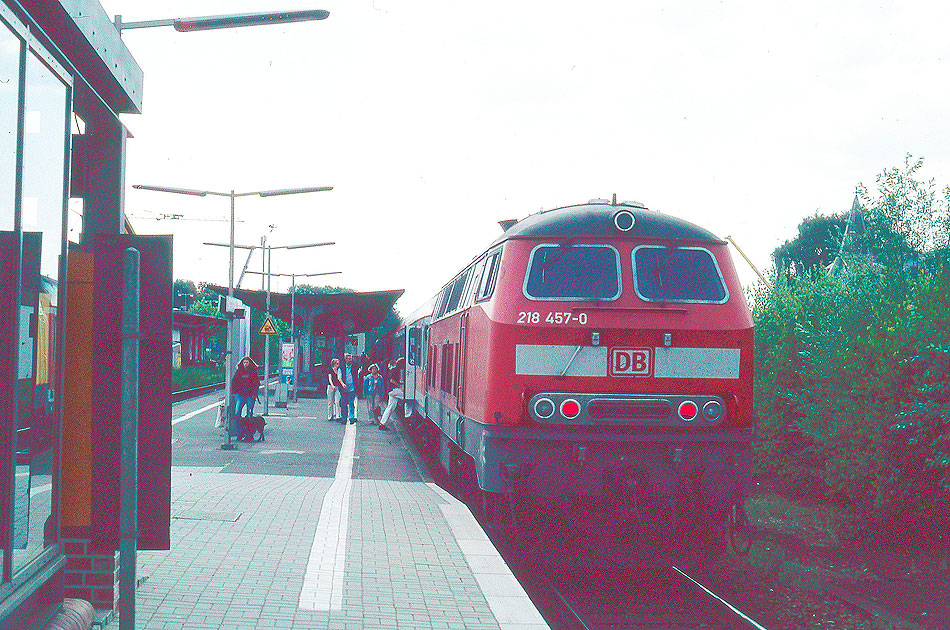 DB Baureihe 218 im Bahnhof Hamburg-Rahlstedt
