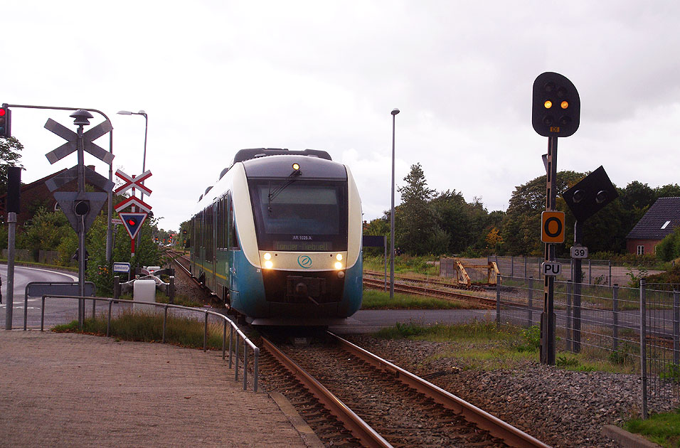 Ein Arriva Lint im Bahnhof Ribe in Dänemark