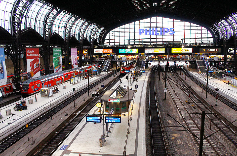 Die Bahnhofshalle vom Hamburger Hauptbahnhof
