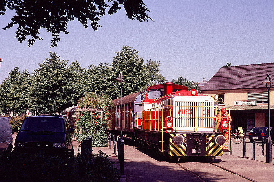 Ein Güterzug aus Uetersen in Tornesch - Foto: Lars Brüggemann