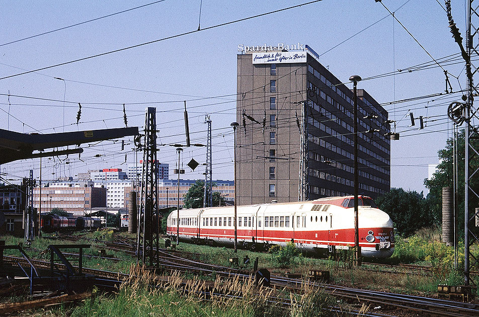 Die DR Baureihe 175 und DB Baureihe 675 im Bahnhof Berlin-Lichtenberg