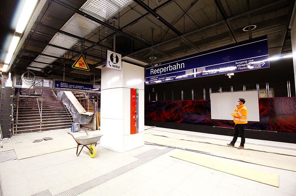 Bauarbeiten im Bahnhof Hamburg Reeperbahn