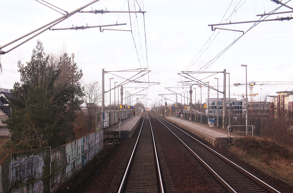 Der Bahnhof Albrechtshof an der Bahnstrecke von Hamburg nach Berlin