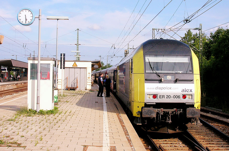 Der Alex - Allgäu-Express im Bahnhof München-Pasing