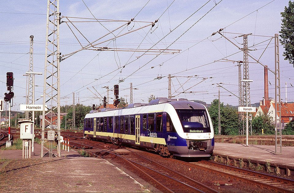 Der Bahnhof Hameln mit einem Lint Triebwagen der Eurobahn