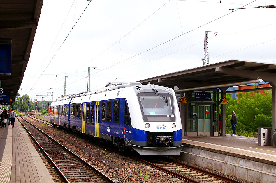 Ein Alstom / EVB Wasserstoff / Brennstoffzellenzug in Lüneburg - ein Ilint