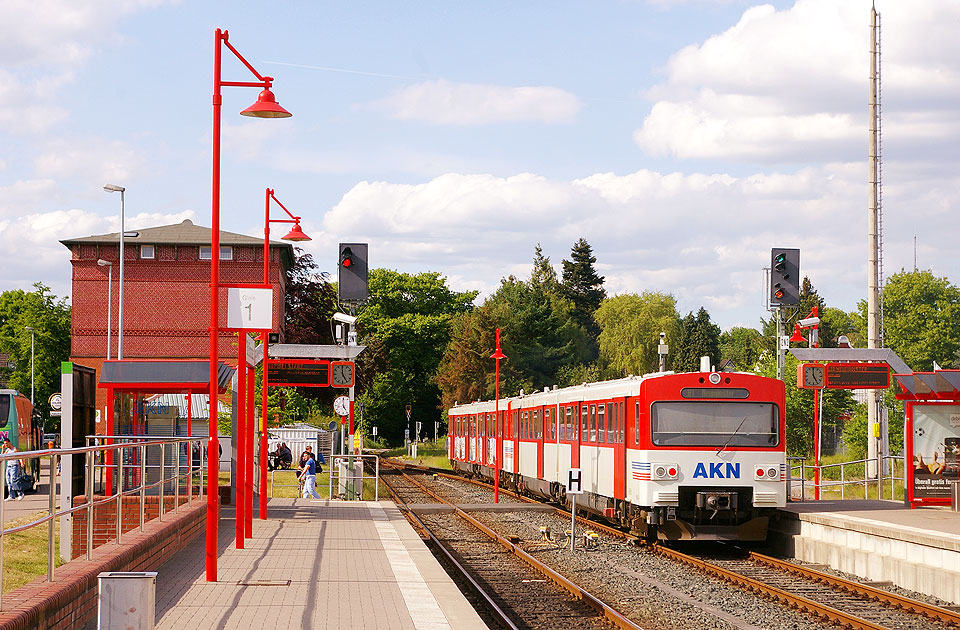 Der AKN Bahnhof Bad Bramstedt - Ein AKN VTA Triebwagen