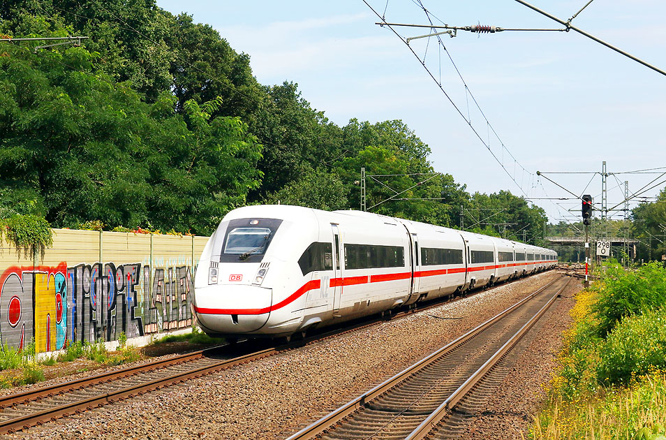 Der ICE 4 die Baureihe 412 der Deutschen Bahn AG