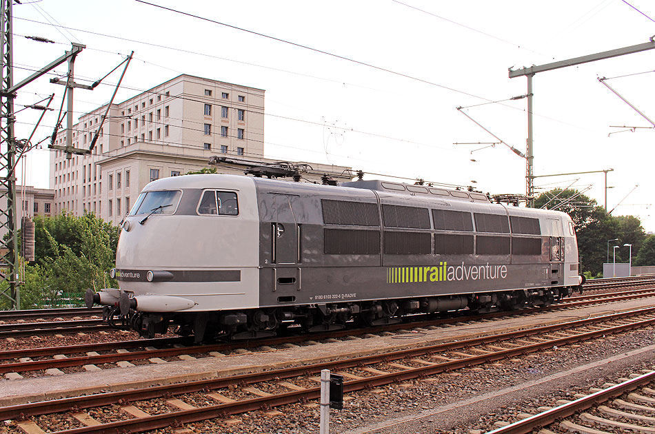 Baureihe 103 von Railadventure in Dresden Hbf