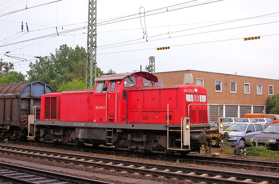 Die 294 373-6 im Bahnhof Bebra
