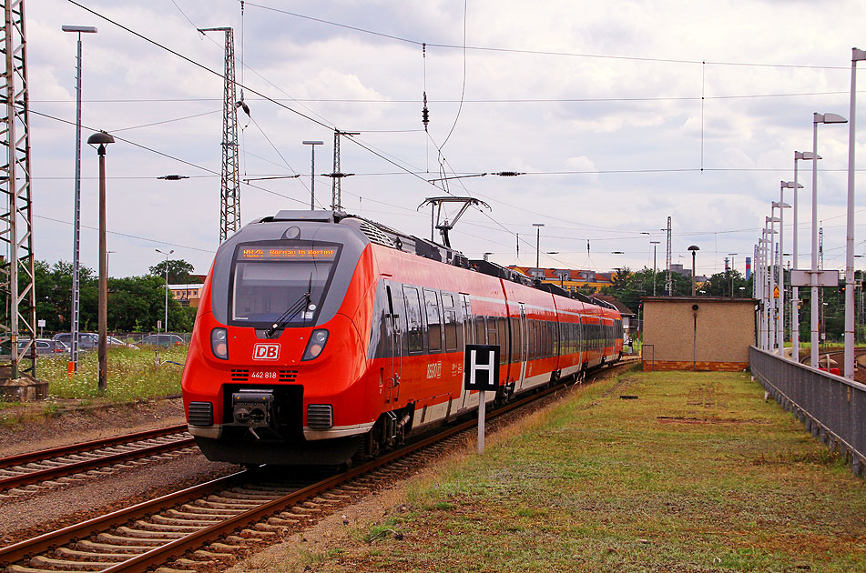 Ein Triebwagen der Baureihe 442 in Eberswalde Hbf