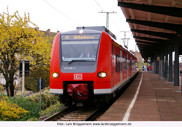 DB Baureihe 425 im Bahnhof Magdeburg-Neustadt