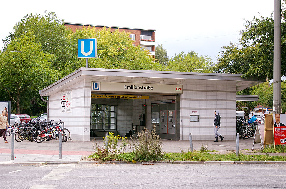 Die U-Bahn Haltestelle Hamburg Emilienstraße
