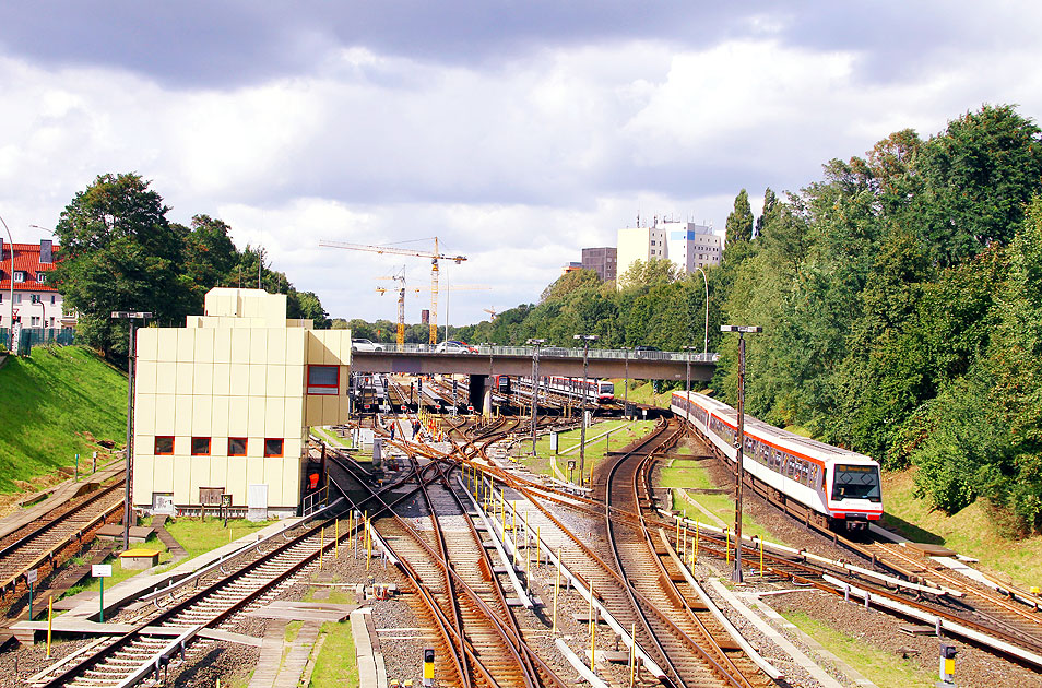 Die U-Bahn Haltestelle Billstedt in Hamburg