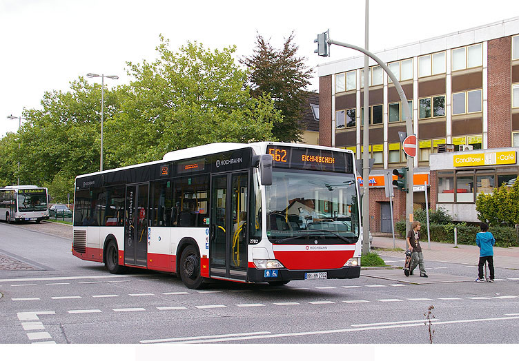 Bahnhof Hamburg-Rahlstedt - Hochbahn Bus