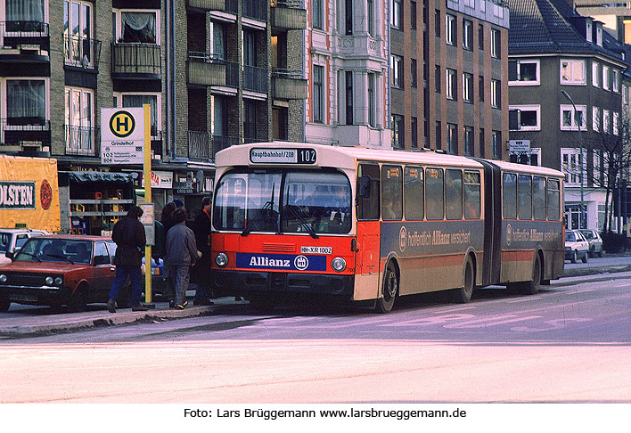 Hochbahn Bus - Haltestelle Grindelhof - Mercedes O 305