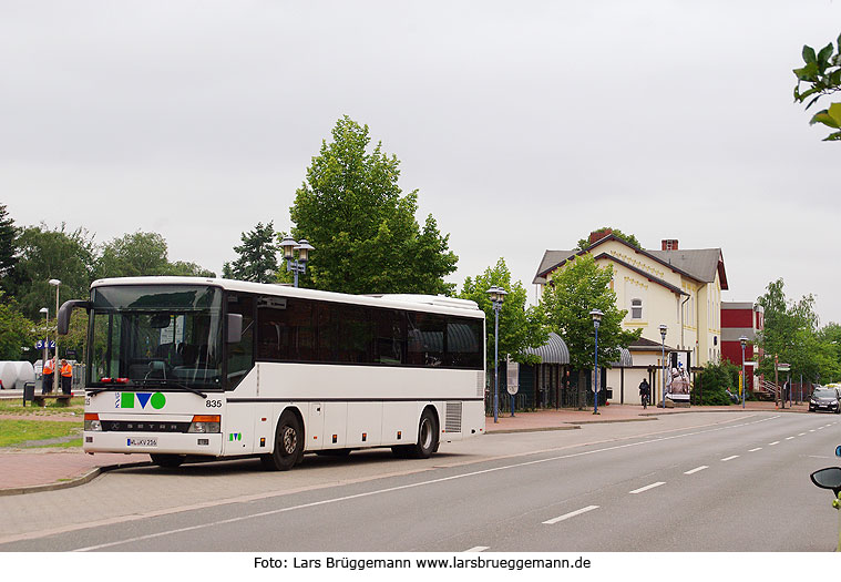 KVG Bus vor dem Bahnhof Soltau in der Nordheide