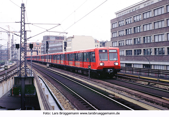 S-Bahn Berlin Alexanderplatz - Baureihe 485