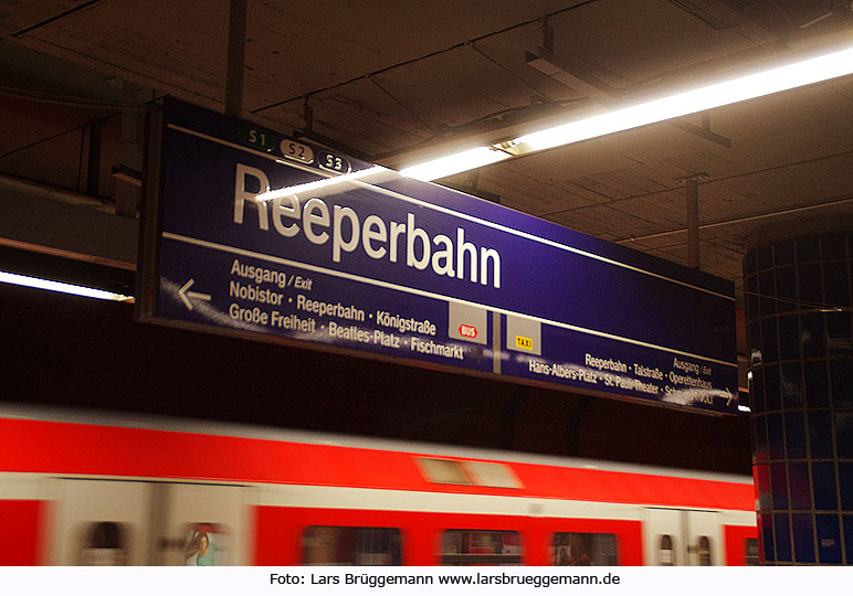 Bahnhof Hamburg Reeperbahn - Bahnhofsschild - S-Bahn