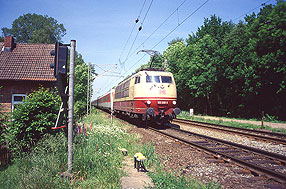 Die 103 208-5 in Prisdorf