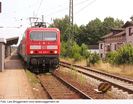 DB Baureihe 143 -Bahnhof Winsen