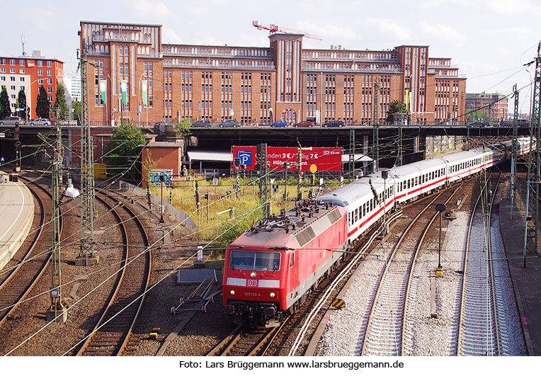 Die DB Baureihe 120 im Hamburger Hbf