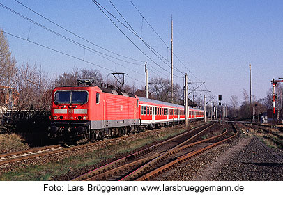 DB Baureihe 143 - Bahnhof Glückstadt