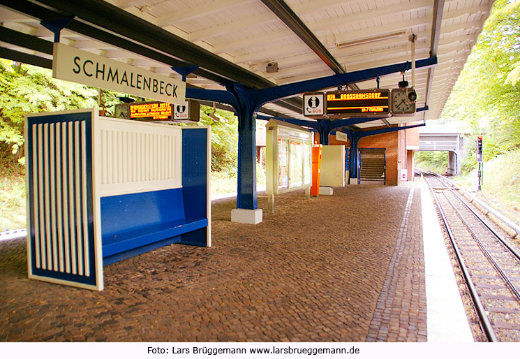 Der Bahnhof Schmalenbeck der Hamburger U-Bahn - Hochbahn