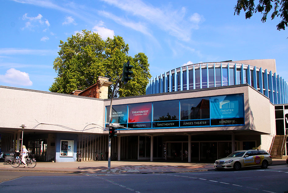 Das Theater in Münster an der Ecke Voßgasse und Neubrückenstraße