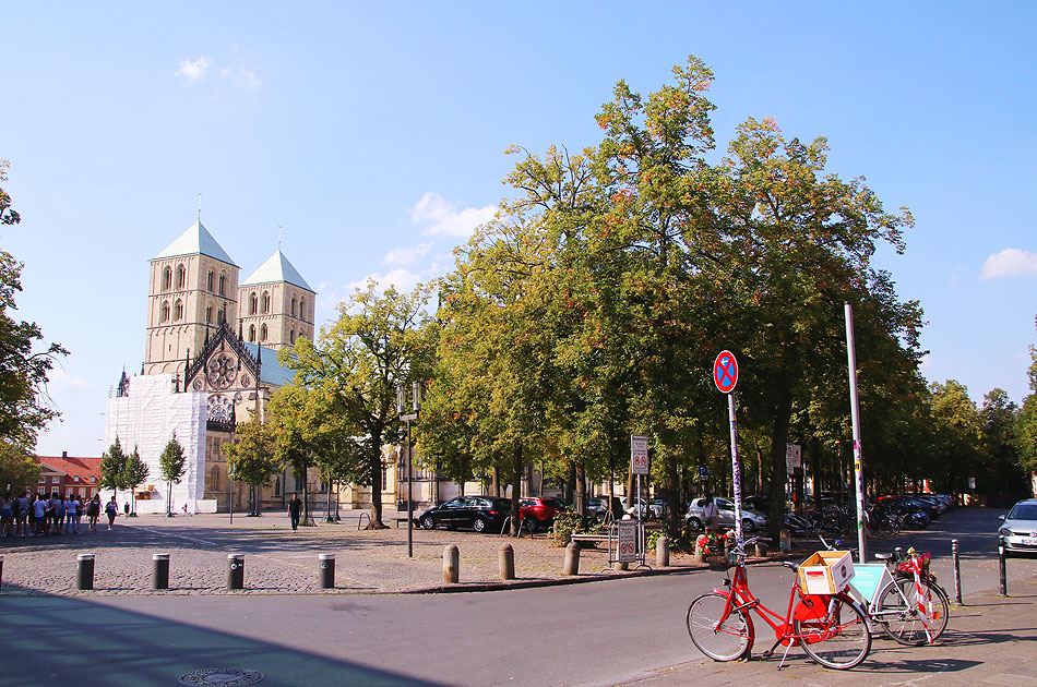 Der Dom und Domplatz von Münster