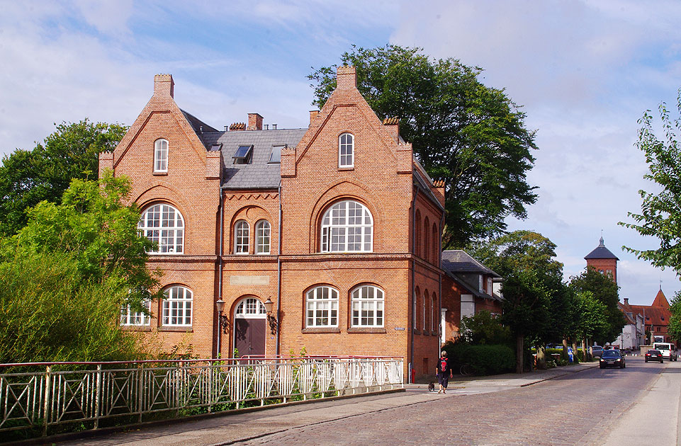 In der dänischen Stadt Ribe an der Ecke Kurvenholmen / Dagmarsgade
