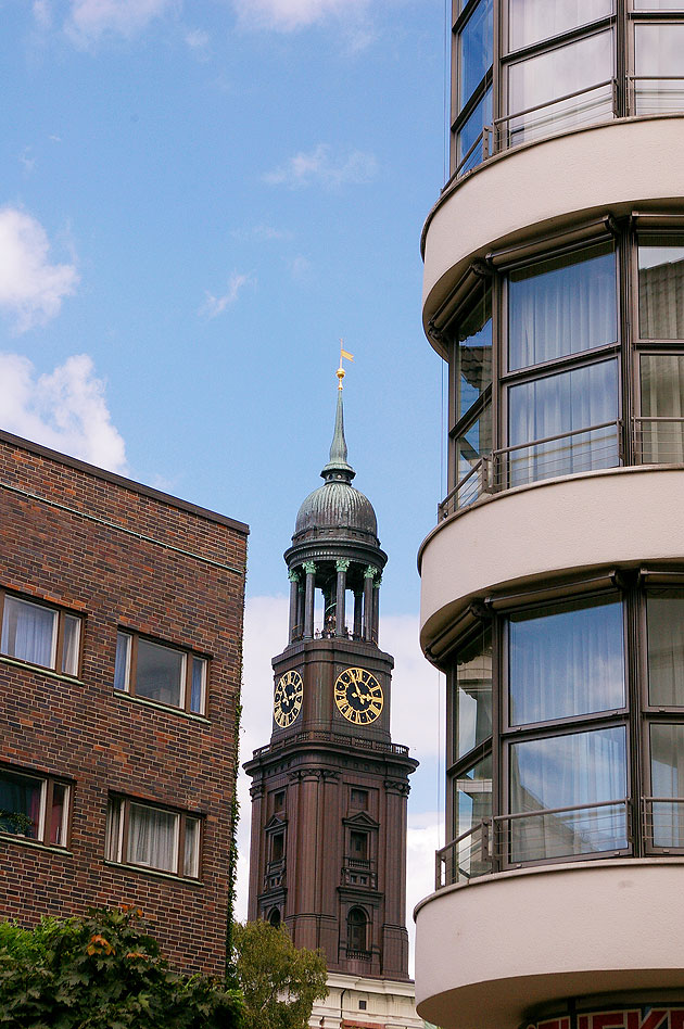 Der Michel - die St. Michaelis Kirche - das Wahrzeichen von Hamburg