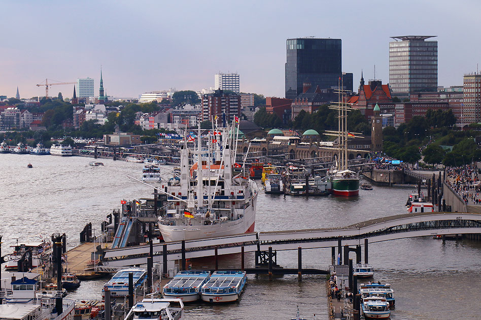Die &Uuml;berseebr&uuml;cke in Hamburg